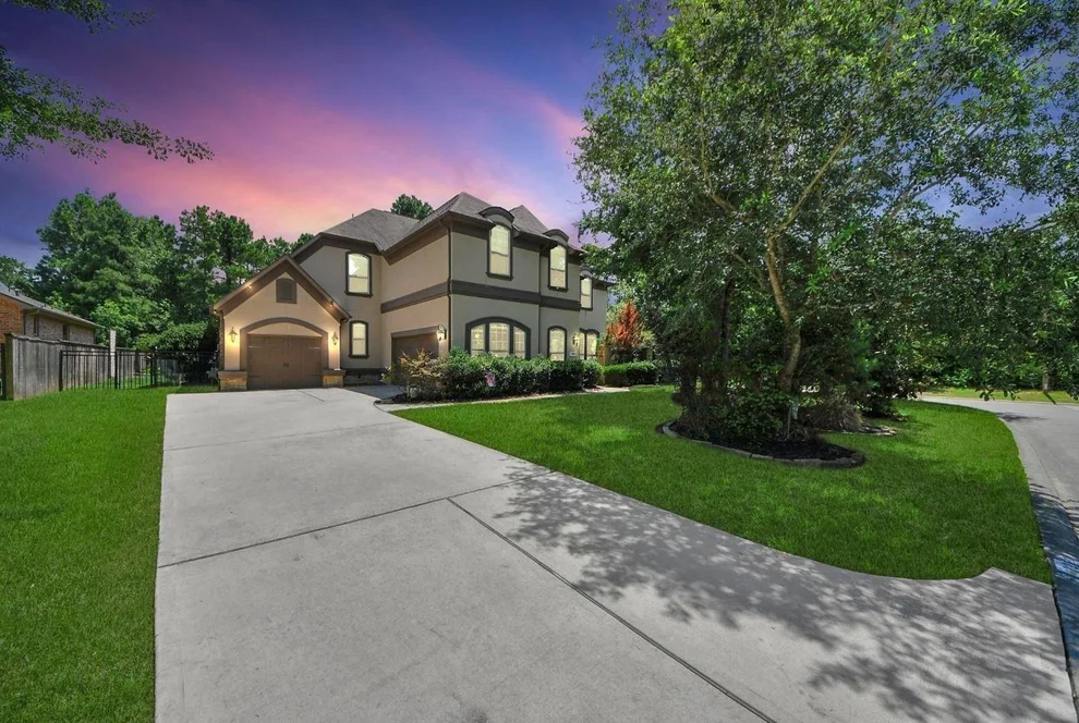 Unit for sale at 102 Stonecrop Place, Montgomery, TX 77316