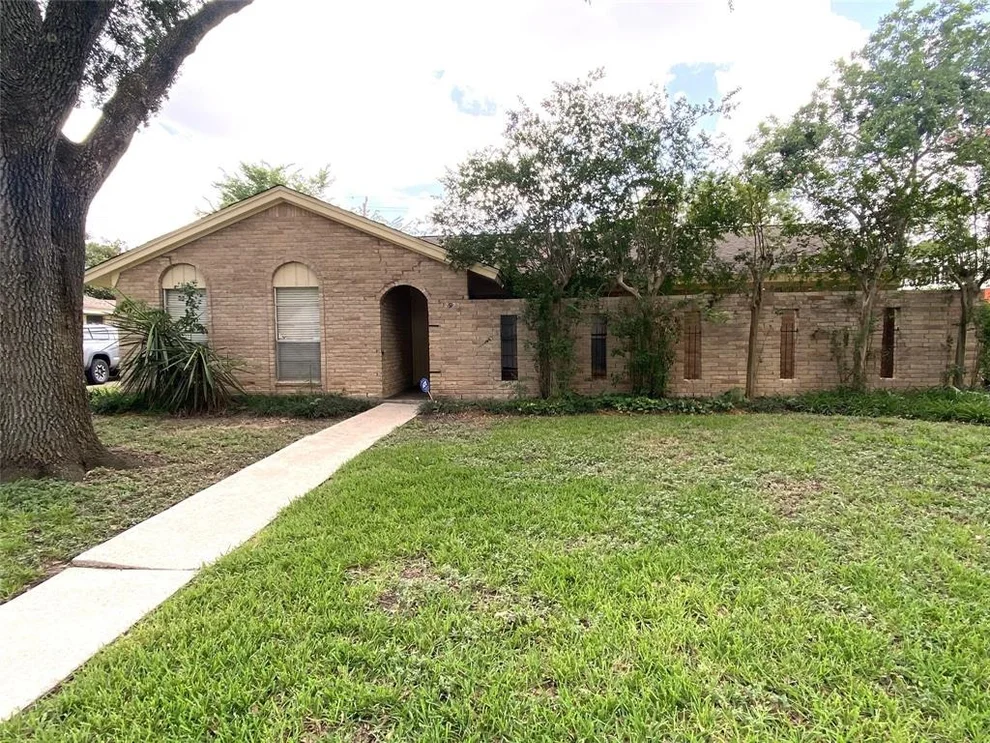 Unit for sale at 7923 Burning Hills Drive, Houston, TX 77071