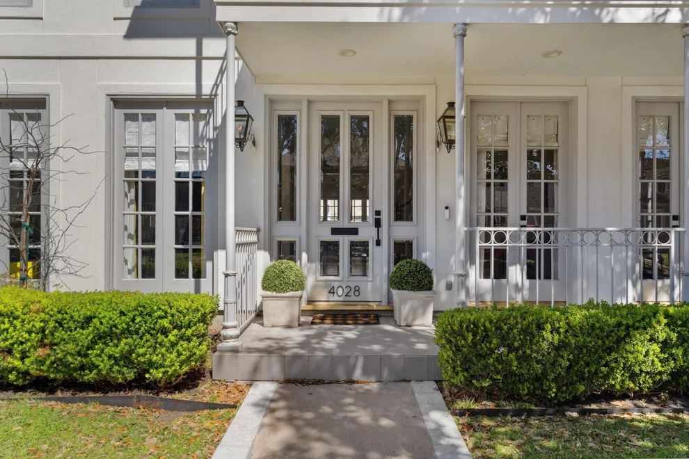 Unit for sale at 4028 Byron Street, West University Place, TX 77005
