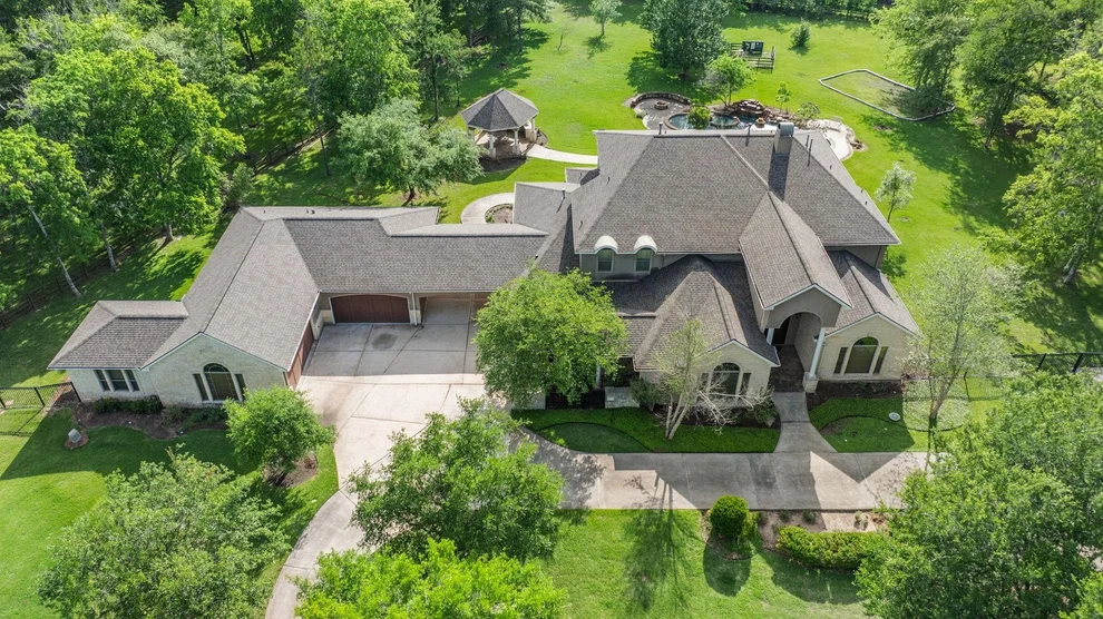Unit for sale at 3407 Woodbine Drive, Fulshear, TX 77441