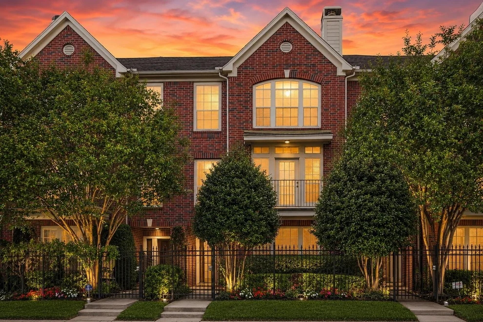 Unit for sale at 1814 Matthews Street, Houston, TX 77019