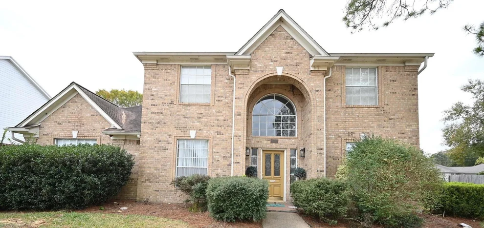 Unit for sale at 4002 Mission Valley Drive, Missouri City, TX 77459