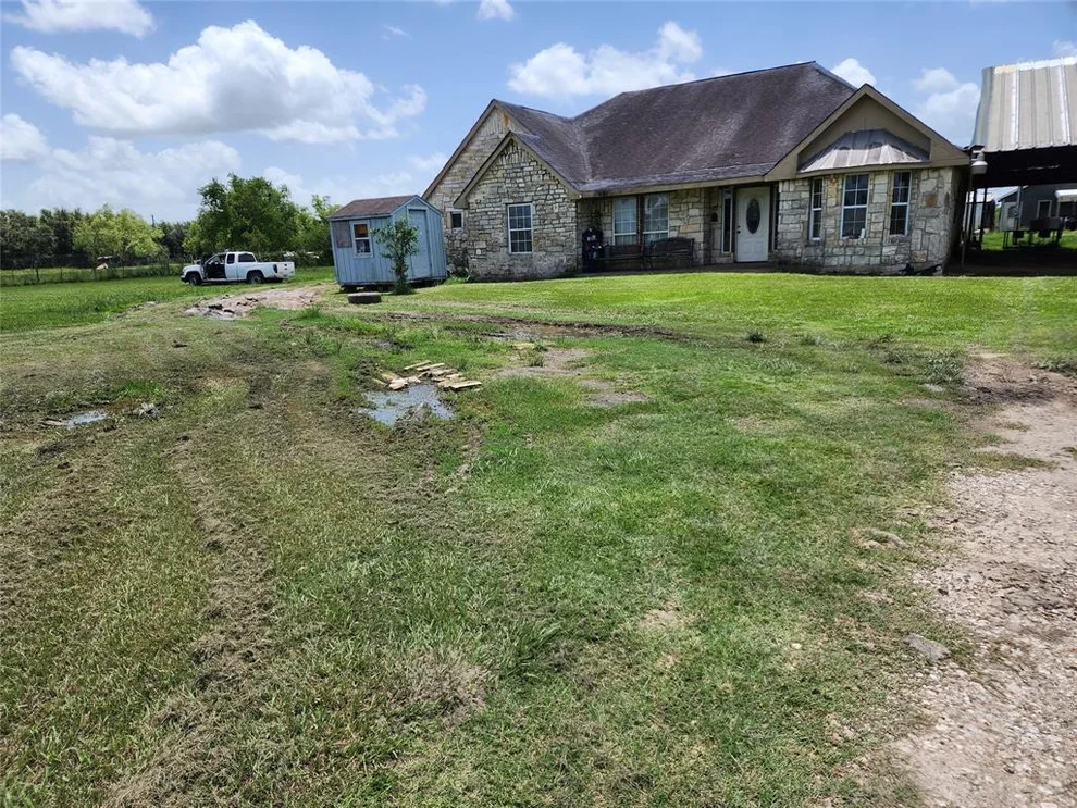 Unit for sale at 6815 Beard Road, Needville, TX 77461