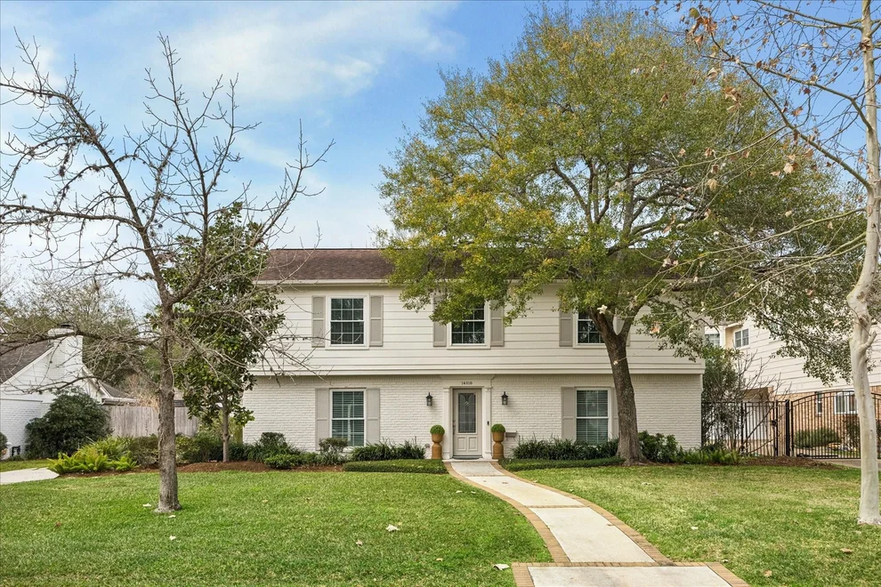 Unit for sale at 14310 Kellywood Lane, Houston, TX 77079