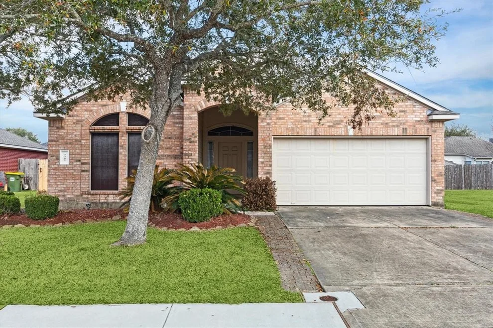 Unit for sale at 7305 Stonelick Court, Pearland, TX 77584