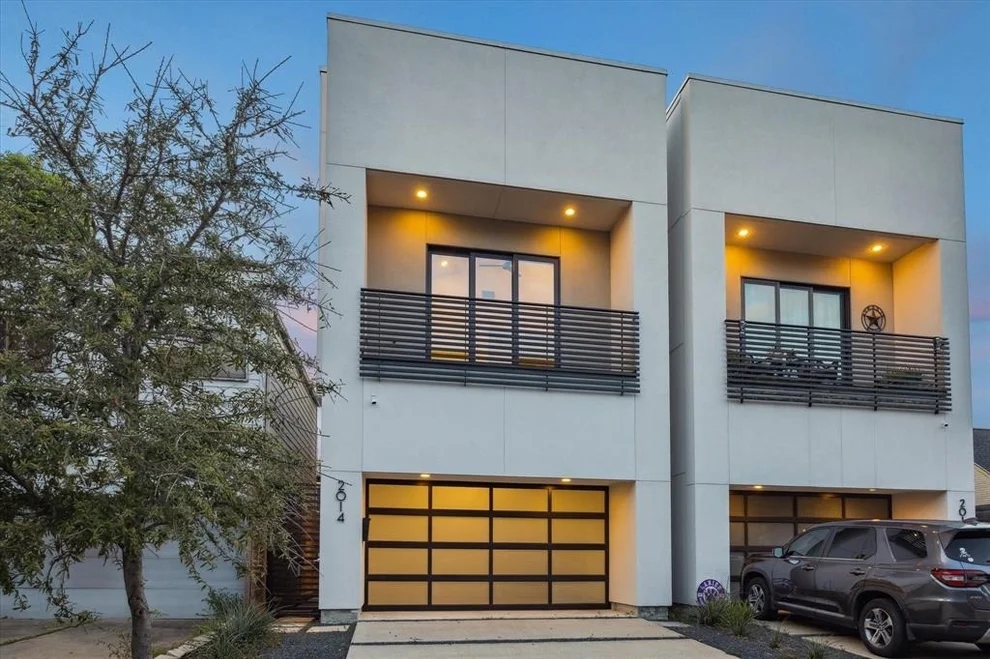 Unit for sale at 2014 Colquitt, Houston, TX 77098