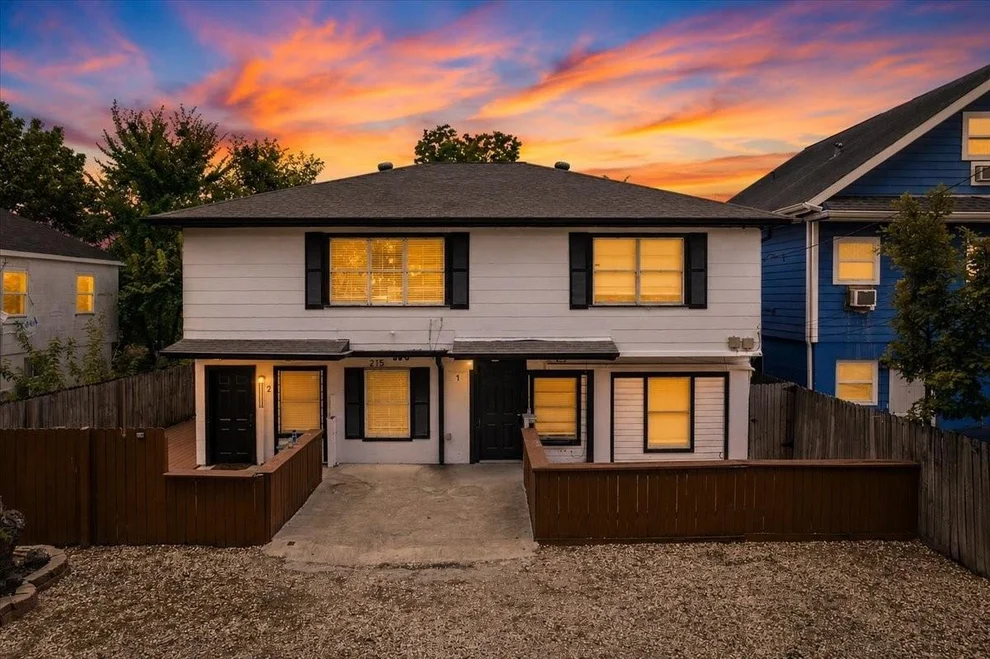 Photo of 215 Caplin Street, Houston, TX 77022