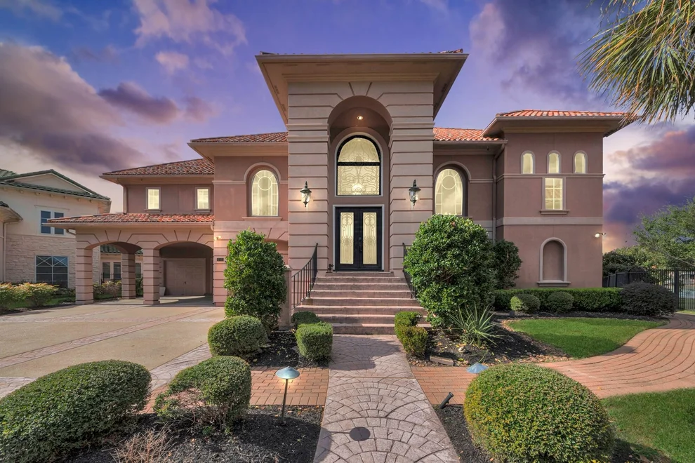 Unit for sale at 155 Palm Boulevard, Missouri City, TX 77459