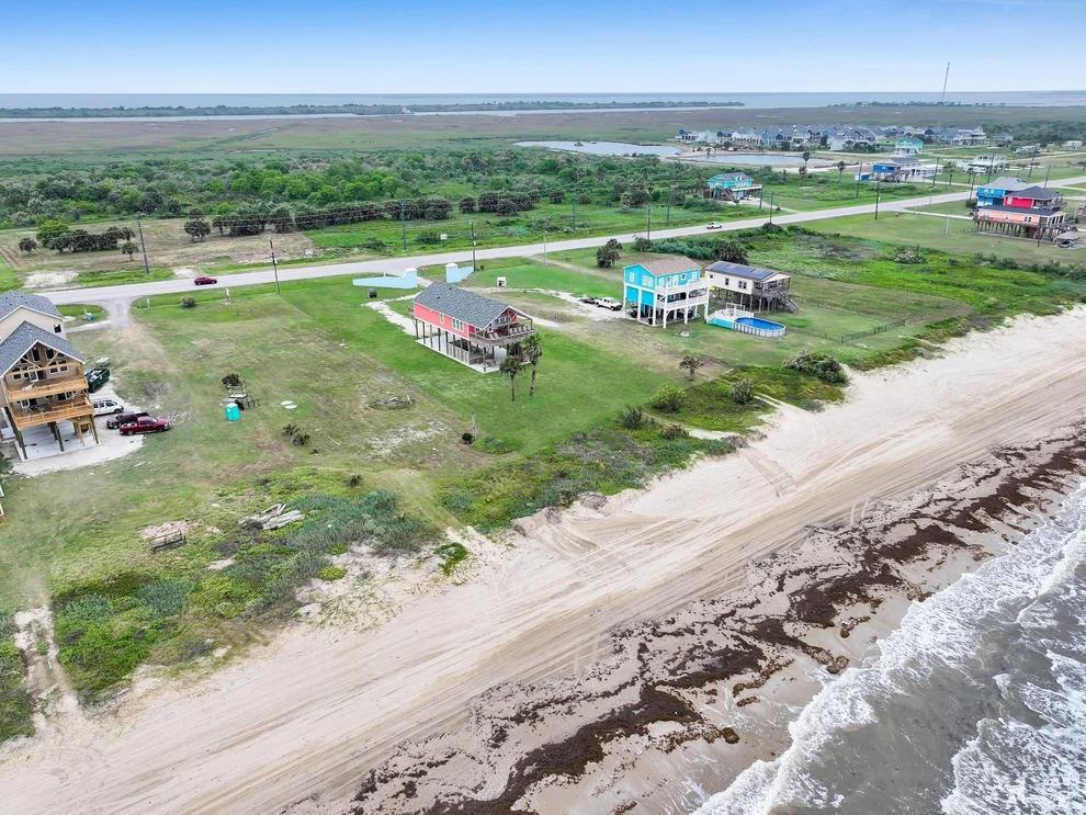 Unit for sale at 1226 Highway 87, Gilchrist, TX 77617