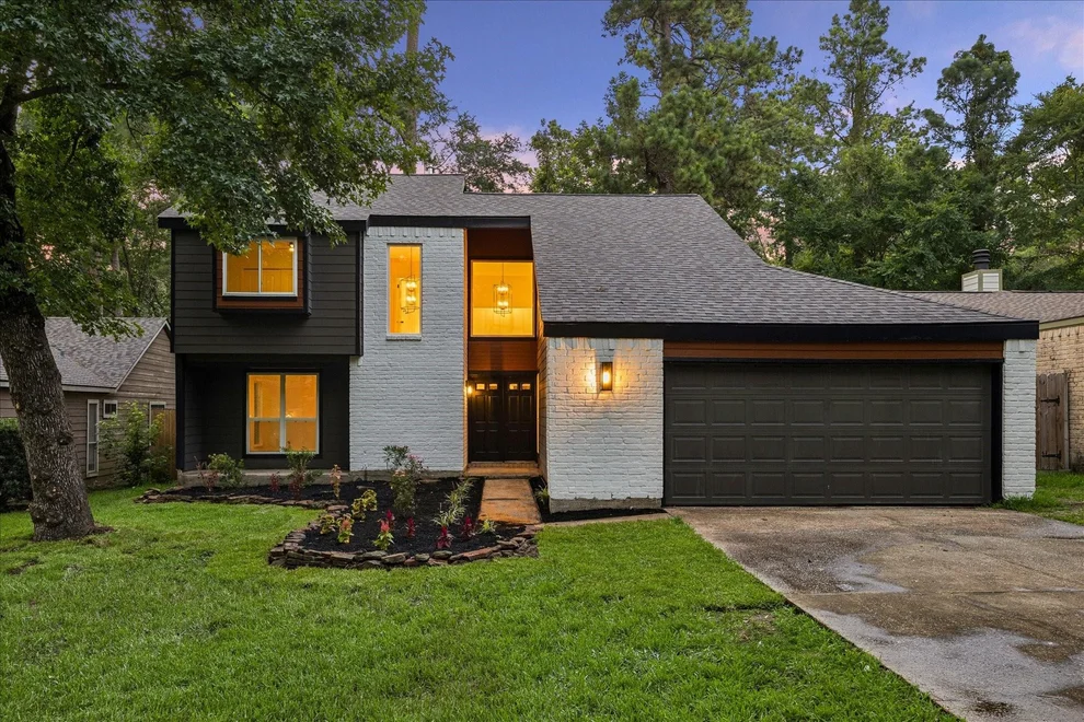Unit for sale at 85 Yewleaf Drive, Spring, TX 77381
