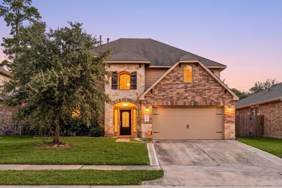 Unit for sale at 8470 Coral Cove Pass Lane, Conroe, TX 77304