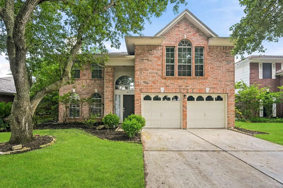 Unit for sale at 4111 Rocky Bend Drive, Sugar Land, TX 77479