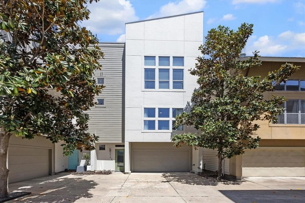 Unit for sale at 3018 Caroline Street, Houston, TX 77004
