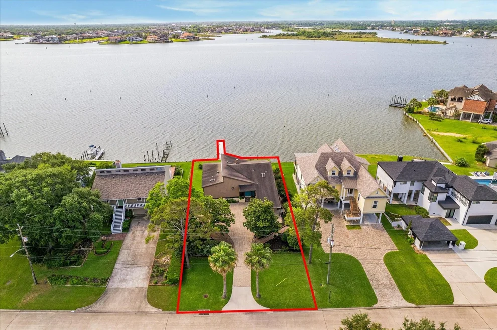 Unit for sale at 2414 Baycrest Drive, Houston, TX 77058