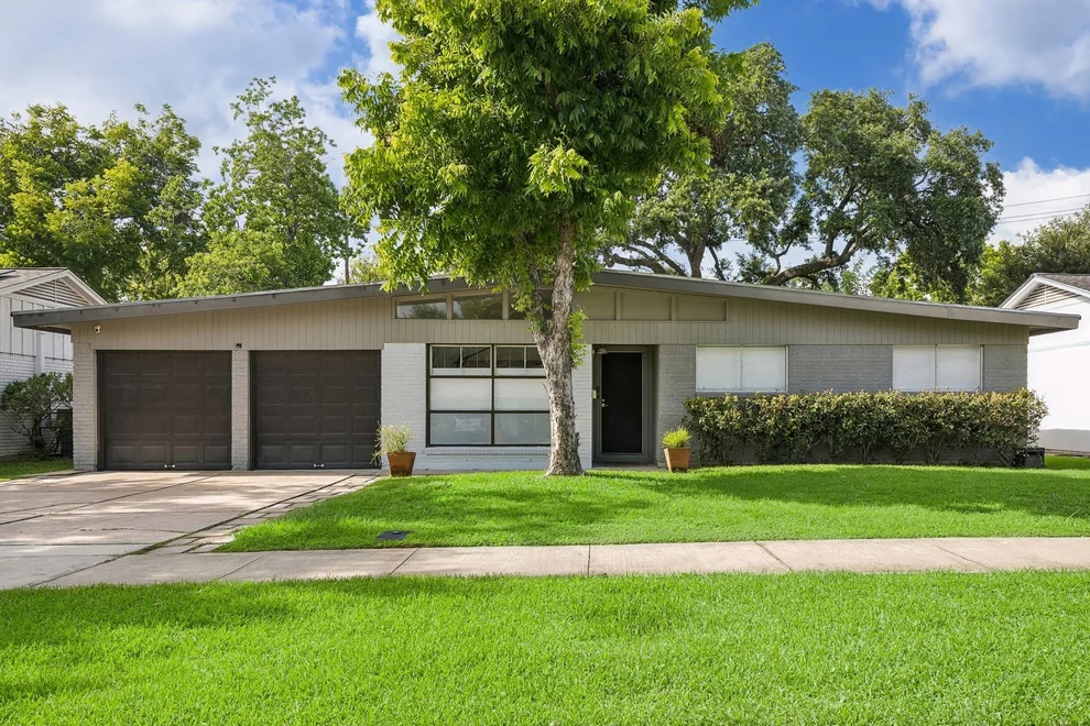 Unit for sale at 7930 Cedel Drive, Houston, TX 77055