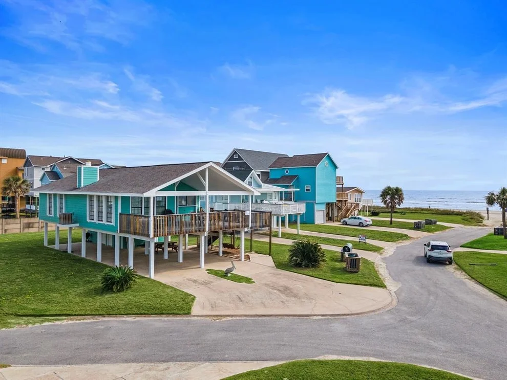 Unit for sale at 16906 Beachcomber, Galveston, TX 77554