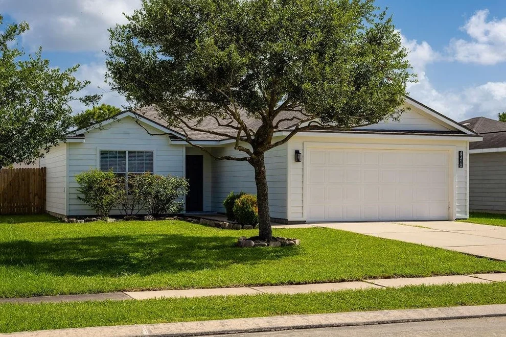 Unit for sale at 4310 Peppermint Hill Lane, Richmond, TX 77469
