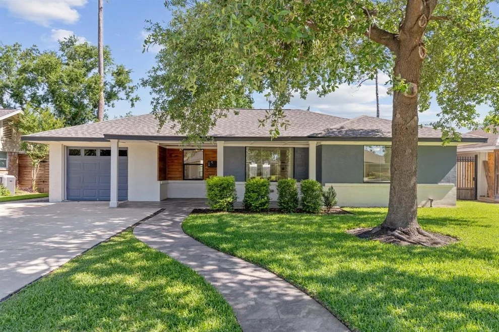 Unit for sale at 6422 Pineshade Lane, Houston, TX 77008