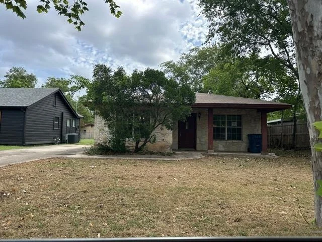 Unit for sale at 408 Ruth Street, Kerrville, TX 78028