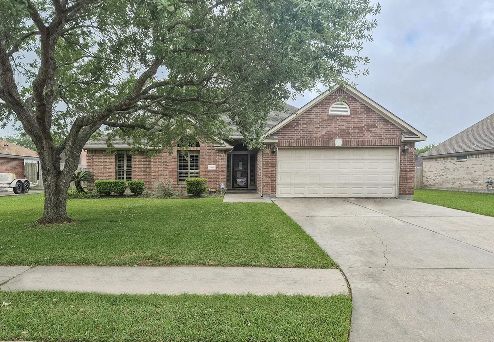 Unit for sale at 108 Audubon Woods Drive, Richwood, TX 77531