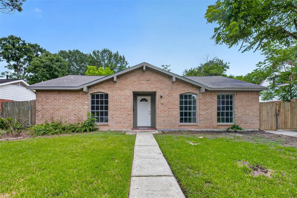 Unit for sale at 706 Buoy Road, Houston, TX 77062