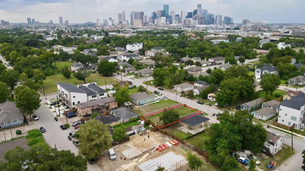 Unit for sale at 3418 Dennis Street, Houston, TX 77004