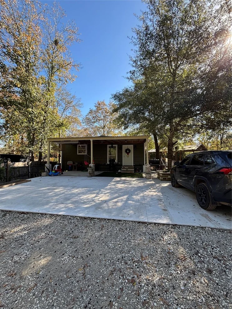 Unit for sale at 28220 Southampton, New Caney, TX 77357