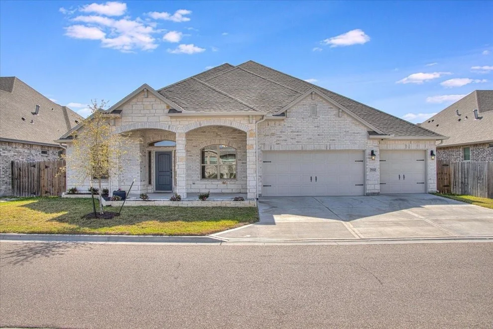 Unit for sale at 7930 Rancho Vista Boulevard E, Corpus Christi, TX 78414