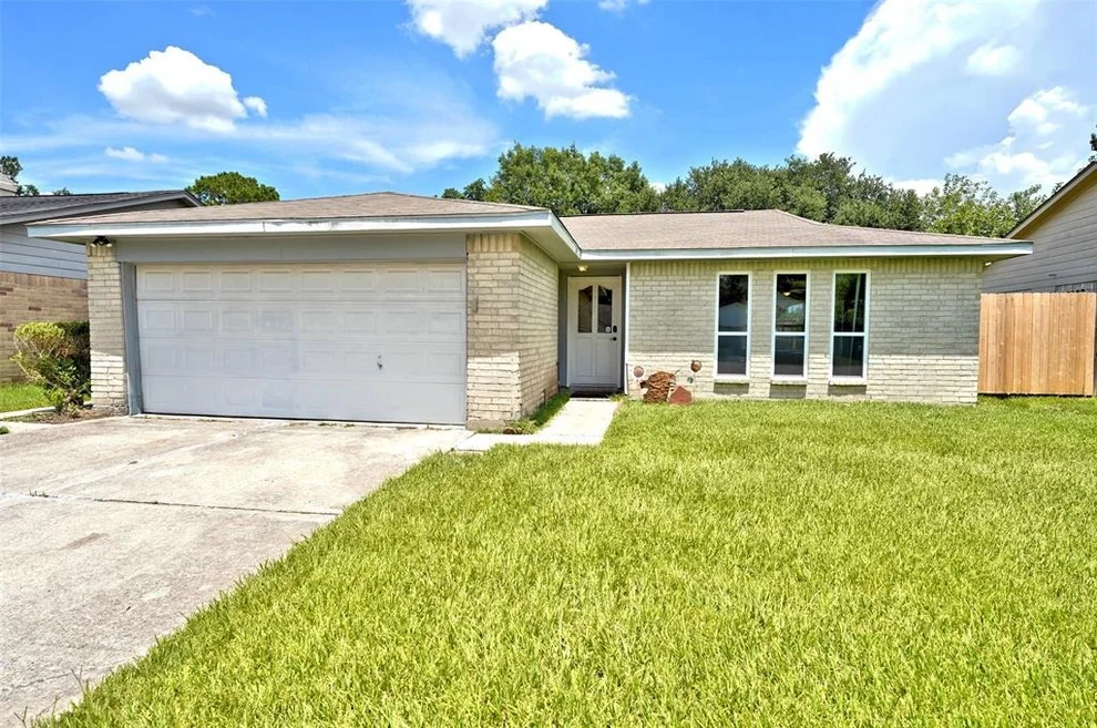 Unit for sale at 7354 Stone Pine Lane, Houston, TX 77041