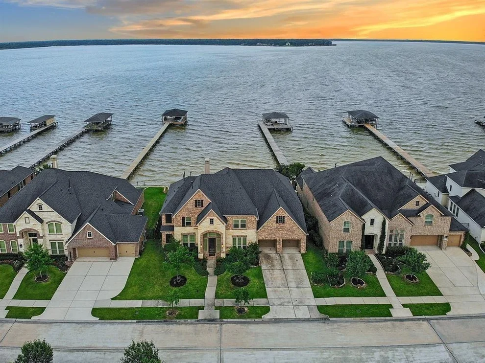 Unit for sale at 16206 Pelican Beach Lane, Houston, TX 77044