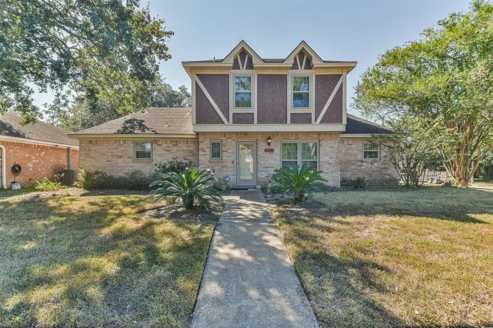Unit for sale at 1602 N Hollow Drive, Humble, TX 77396