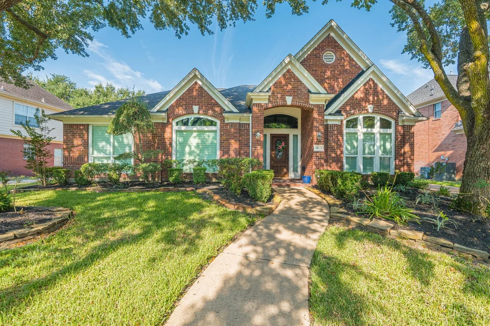 Unit for sale at 11023 Lark Brook Lane, Houston, TX 77065