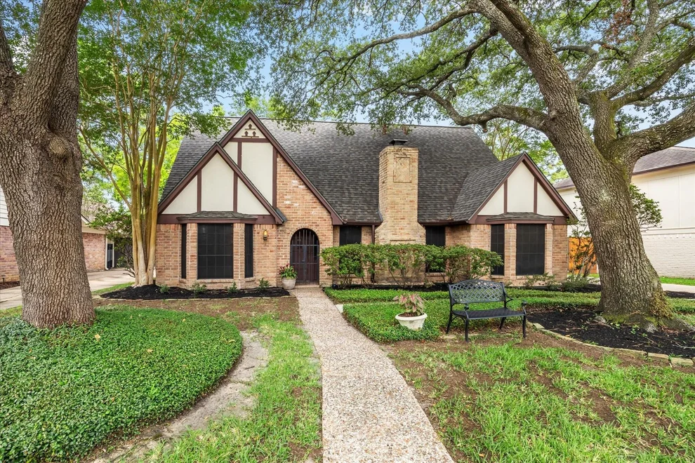 Unit for sale at 15619 Ripplewind Lane, Houston, TX 77068