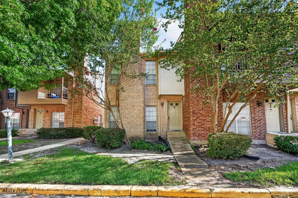 Unit for sale at 1515 Sandy Springs Road, Houston, TX 77042