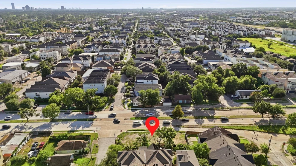 Unit for sale at 5342 Petty Street, Houston, TX 77007