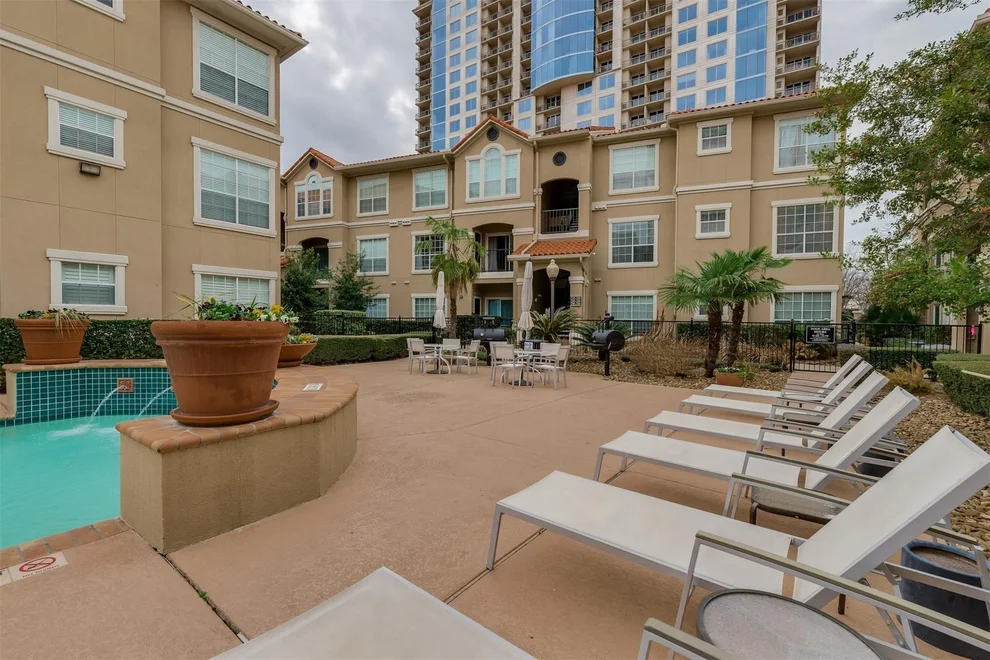 Unit for sale at 3231 Allen Parkway, Houston, TX 77019
