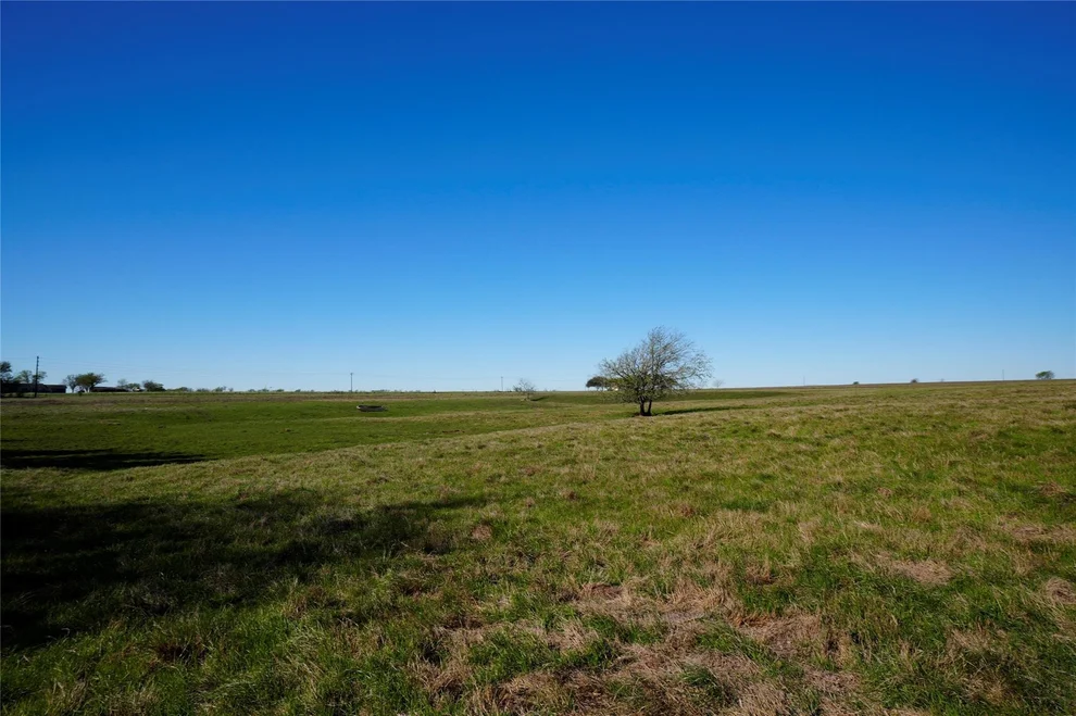 Unit for sale at 1011-1 Fm 956, Schulenburg, TX 78956