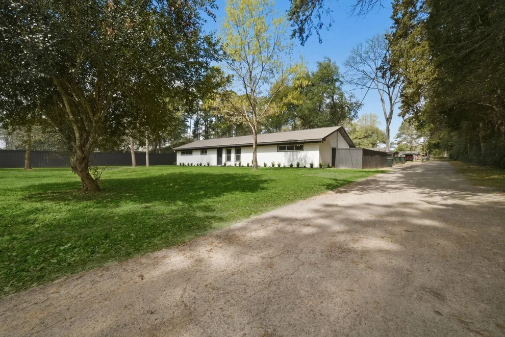 Unit for sale at 700 W Dogwood Street, Woodville, TX 75979