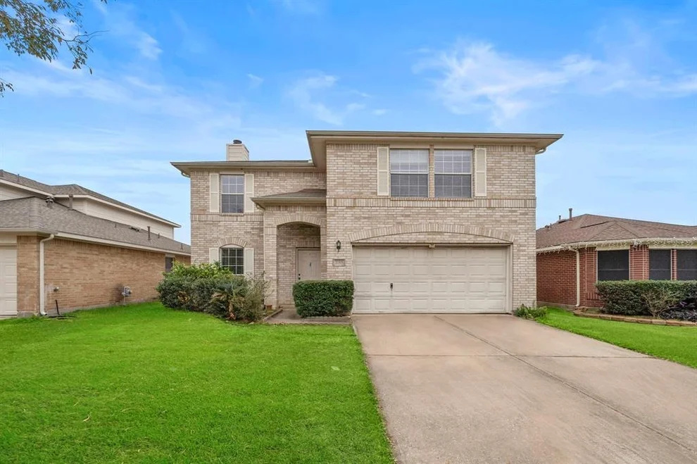 Unit for sale at 2015 Tommy Lane, Missouri City, TX 77489