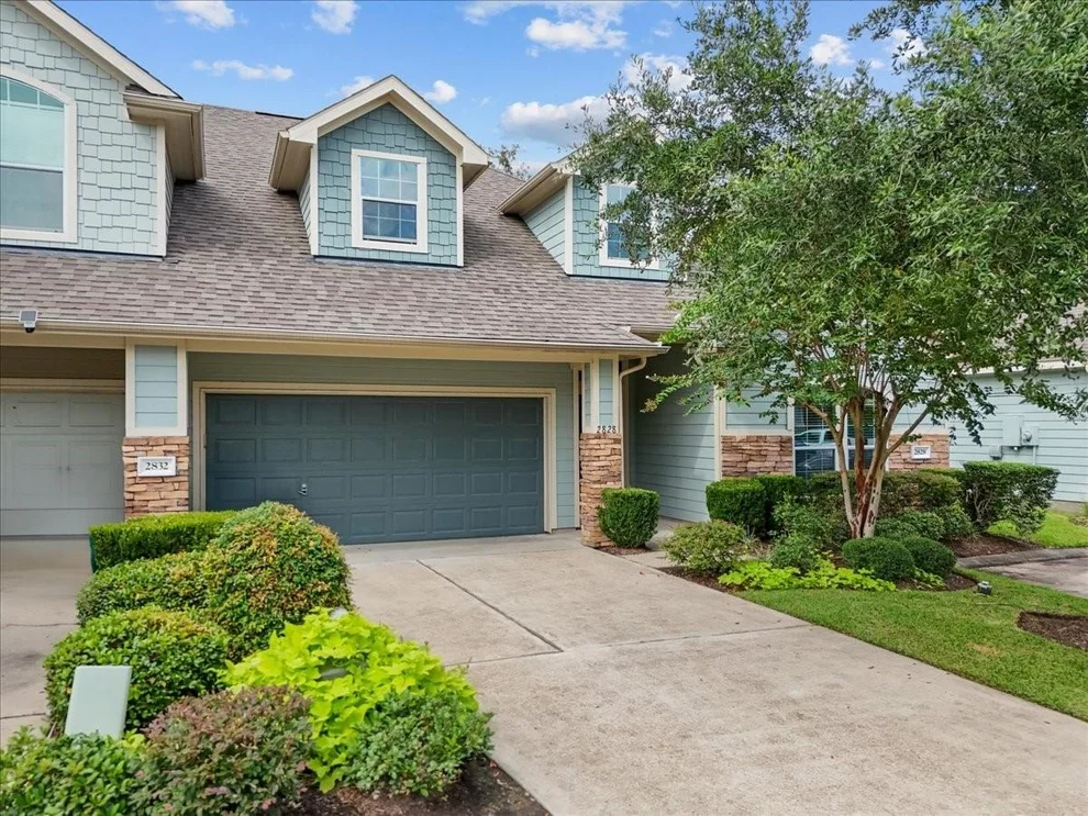 Unit for sale at 2828 Sand Dune Drive, Seabrook, TX 77586