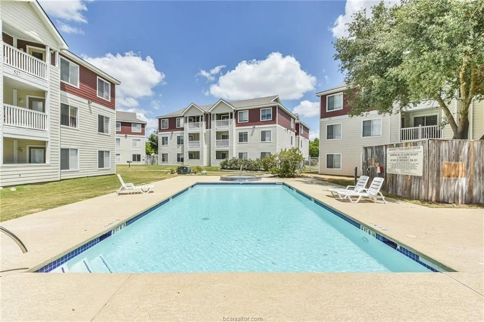Unit for sale at 529 Southwest Parkway Parkway, College Station, TX 77840