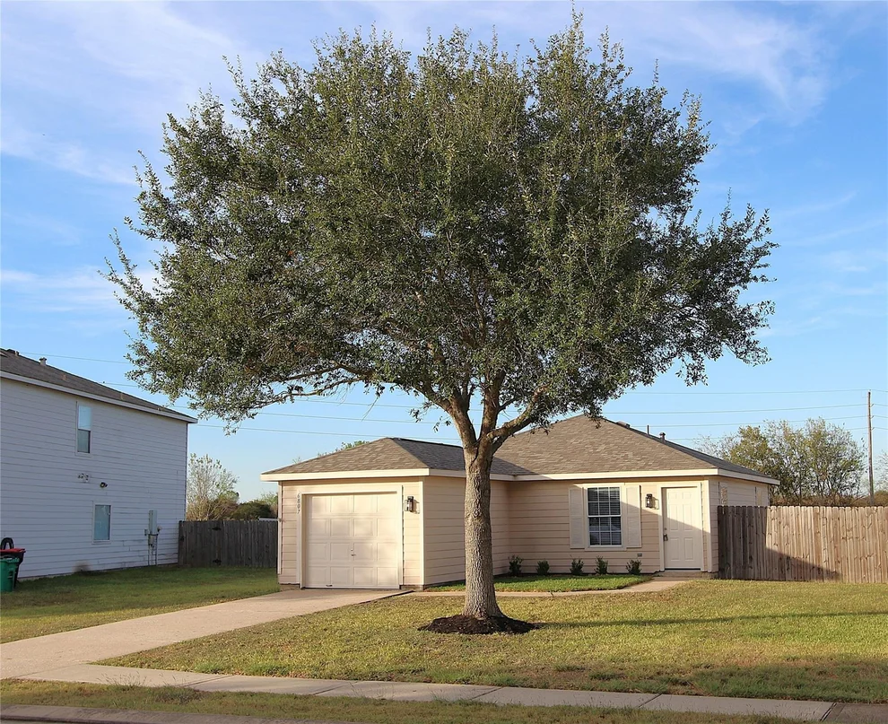 Unit for sale at 6807 Rambling Brook Lane, Richmond, TX 77469