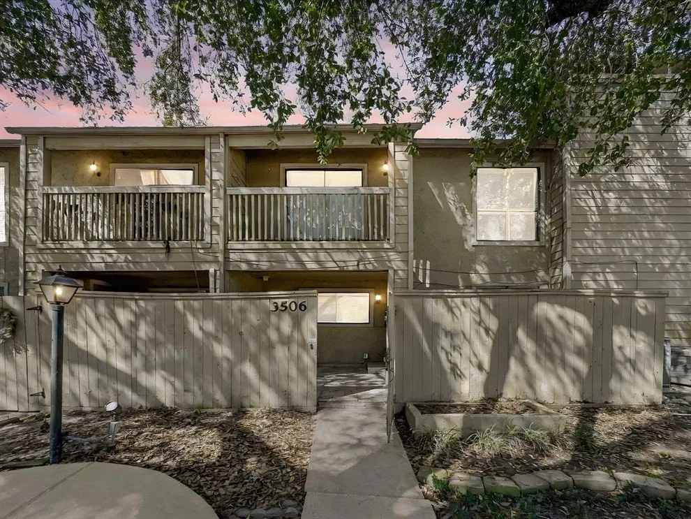 Unit for sale at 3506 Ocee Street, Houston, TX 77063