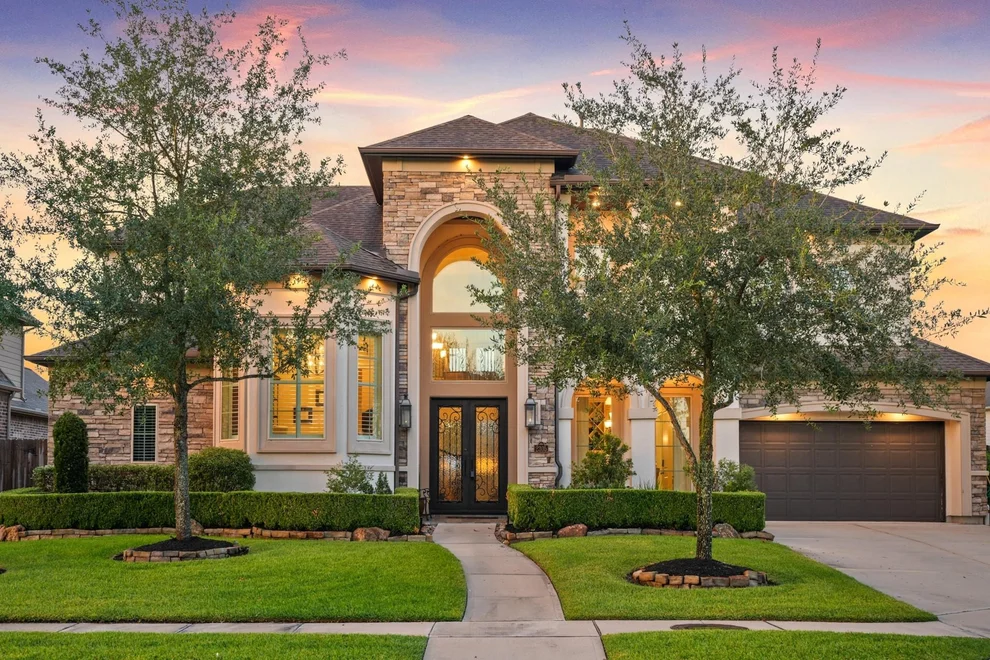 Unit for sale at 2305 Farris Valley Lane, Friendswood, TX 77546