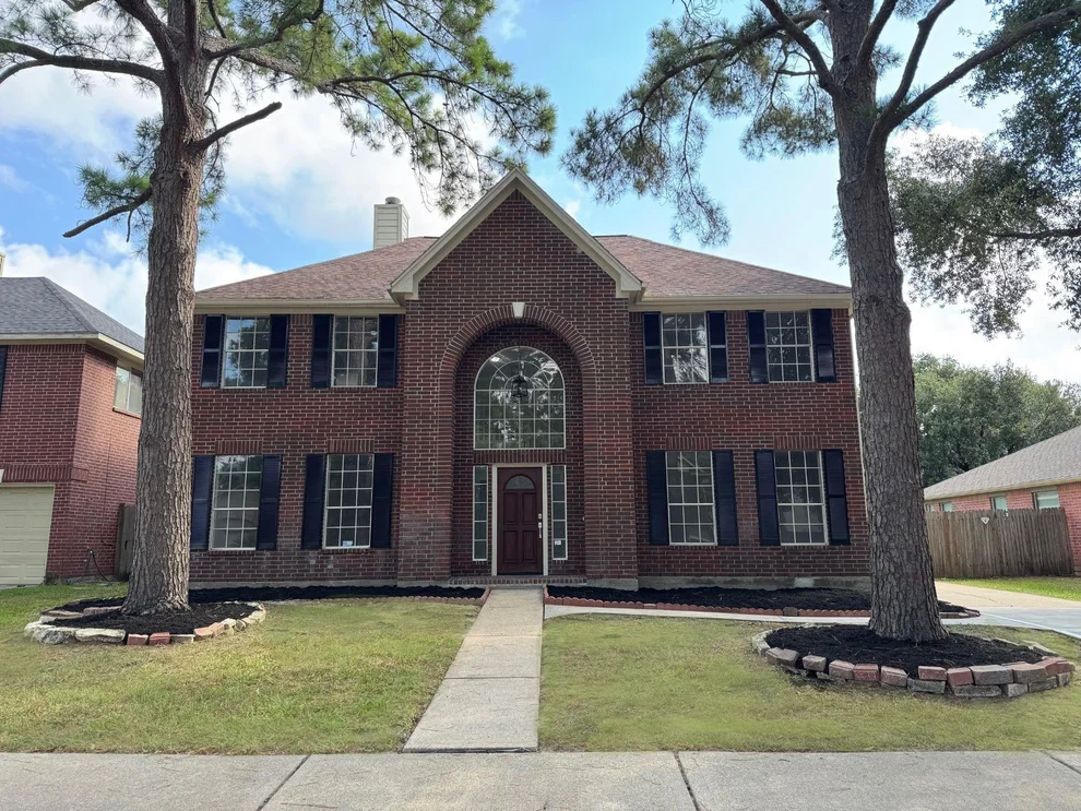 Unit for sale at 16510 Wellers Way, Houston, TX 77095