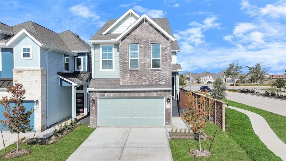 Unit for sale at 4927 Perennial Court, Iowa Colony, TX 77583