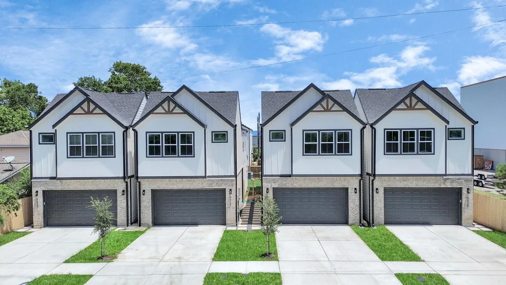 Unit for sale at 9433-9439 Arledge Street, Houston, TX 77075