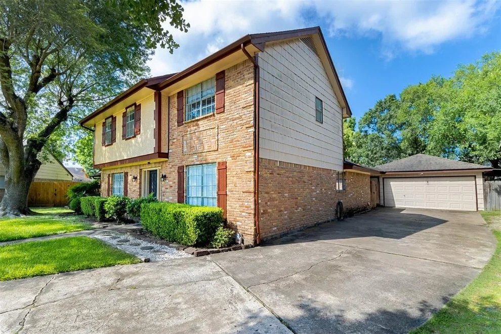 Unit for sale at 2318 Wallingford Drive, Missouri City, TX 77459