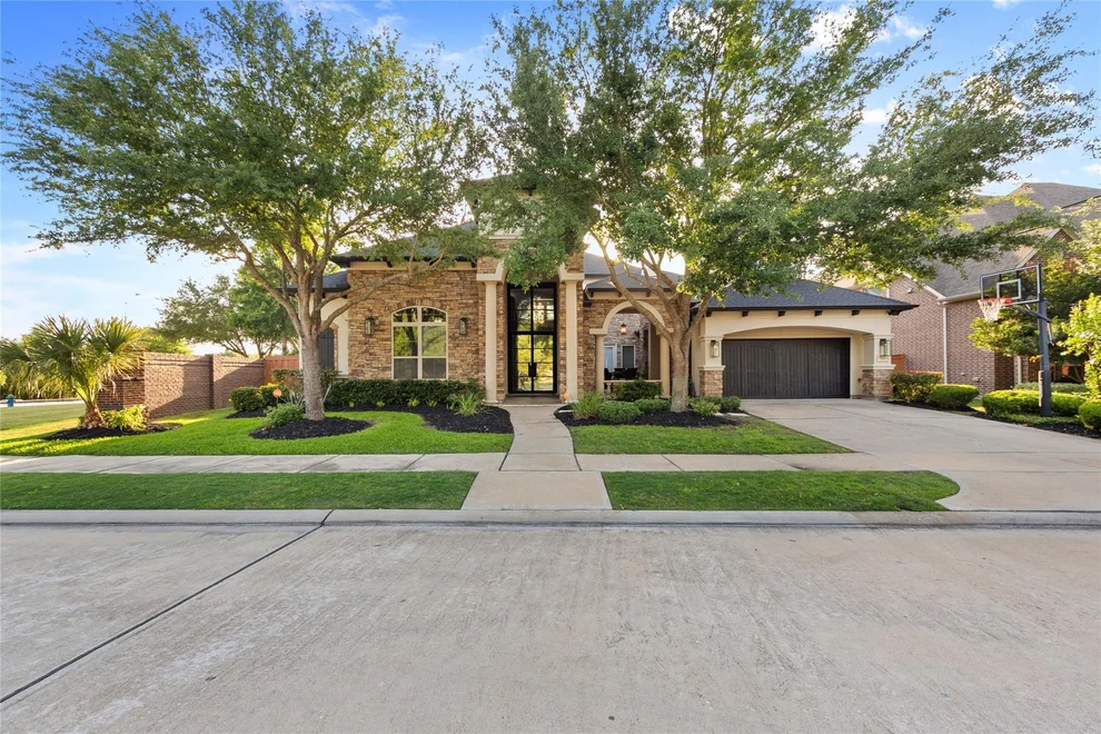 Unit for sale at 10614 Pearl Landing Drive, Richmond, TX 77407