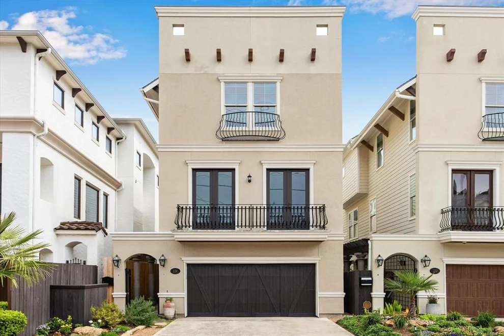 Unit for sale at 224 Asbury Street, Houston, TX 77007